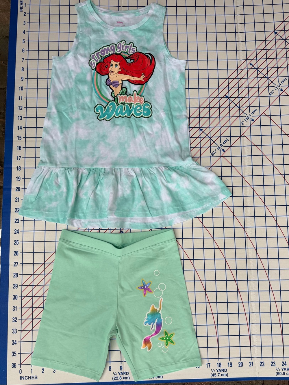 Disney Mint & Pink Girls' Ariel Graphic Top and Shorts Set